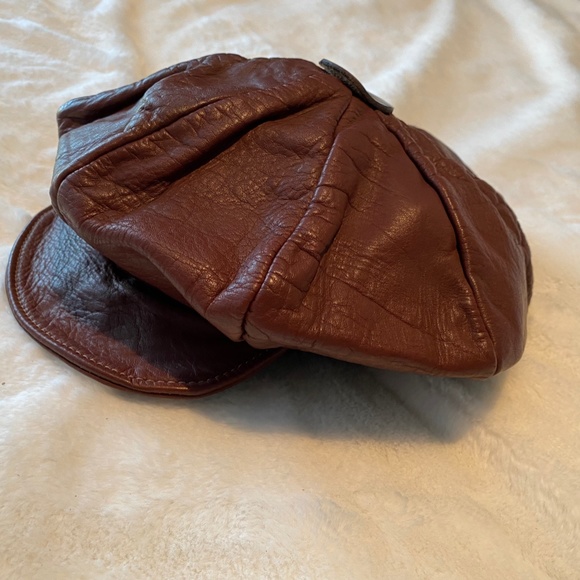 Tychios Leather -  70's Vintage Leather - Matching bag and Hat - Picture 4 of 8
